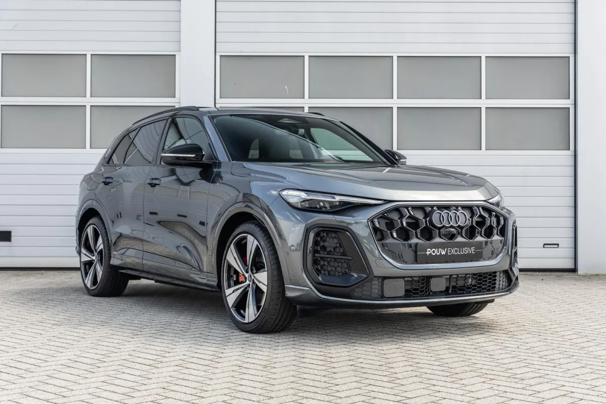 2.0 e-hybrid 367pk quattro S edition Competition | Panoramadak | Trekhaak Wegklapbaar | LMV 21''