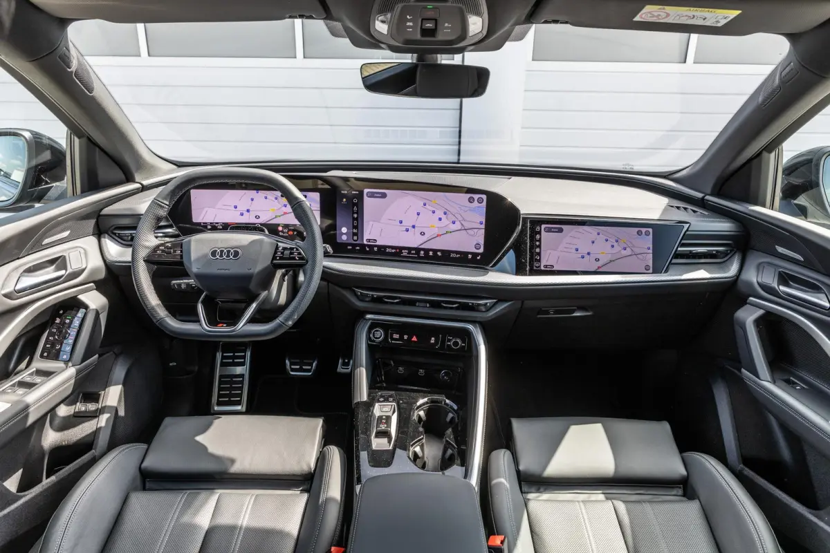 2.0 e-hybrid 367pk quattro S edition Competition | Panoramadak | Trekhaak Wegklapbaar | LMV 21''