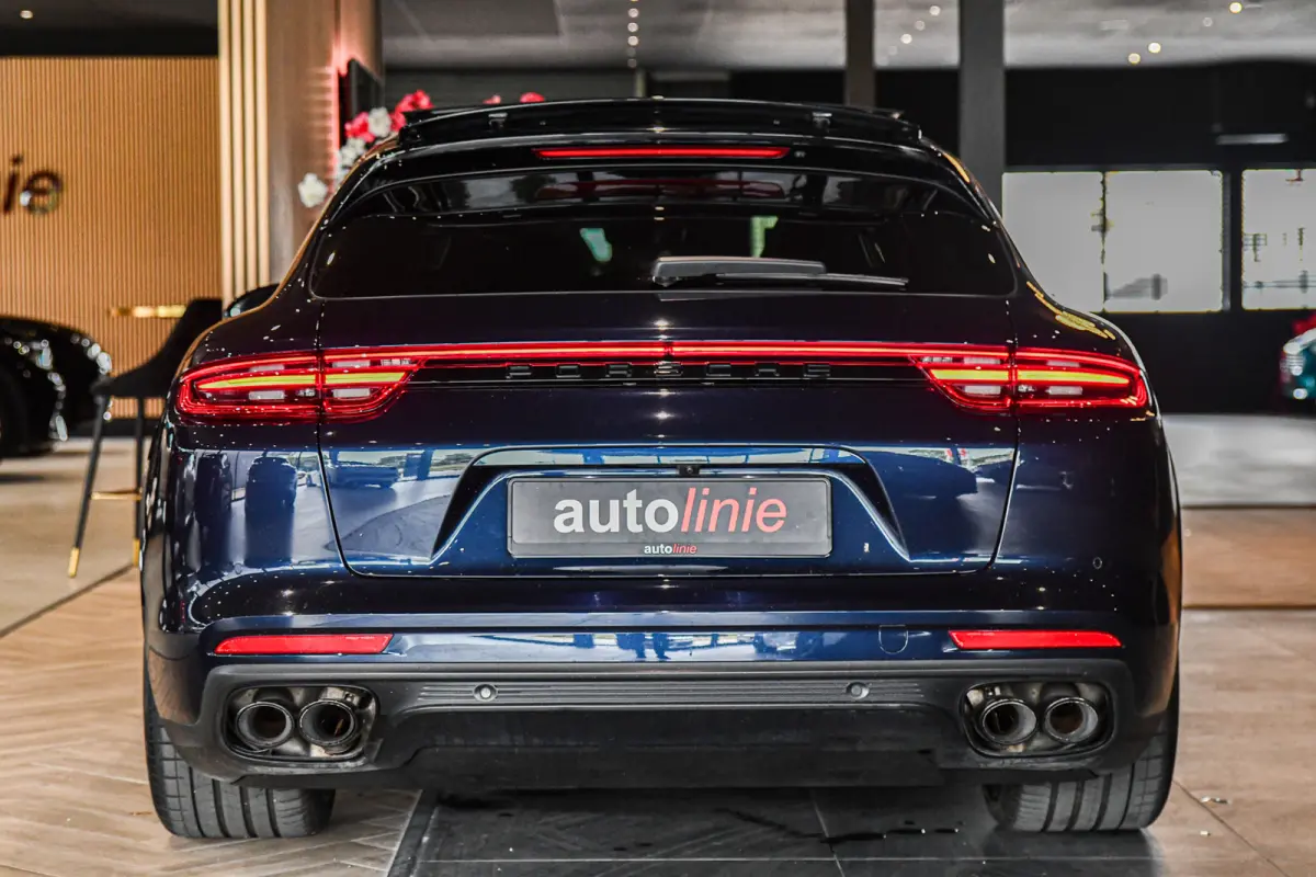 2.9 4 E-Hybrid, Sport Chrono, Rear Entertainment, Luchtvering, Softclose, Pano, 360, HUD, Leder!