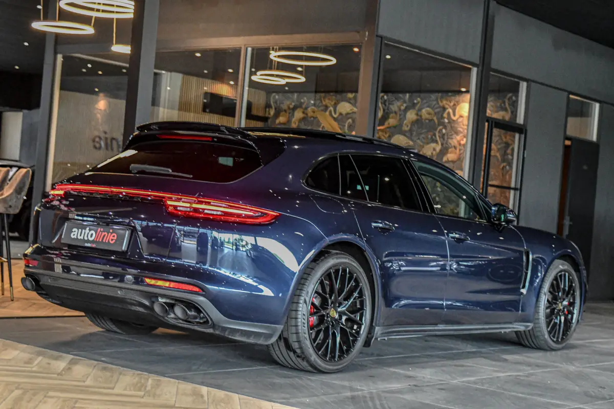 2.9 4 E-Hybrid, Sport Chrono, Rear Entertainment, Luchtvering, Softclose, Pano, 360, HUD, Leder!