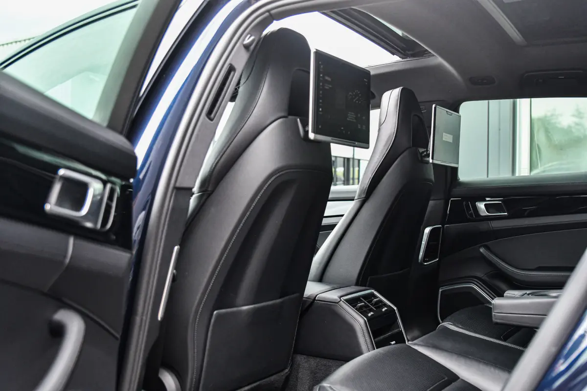 2.9 4 E-Hybrid, Sport Chrono, Rear Entertainment, Luchtvering, Softclose, Pano, 360, HUD, Leder!