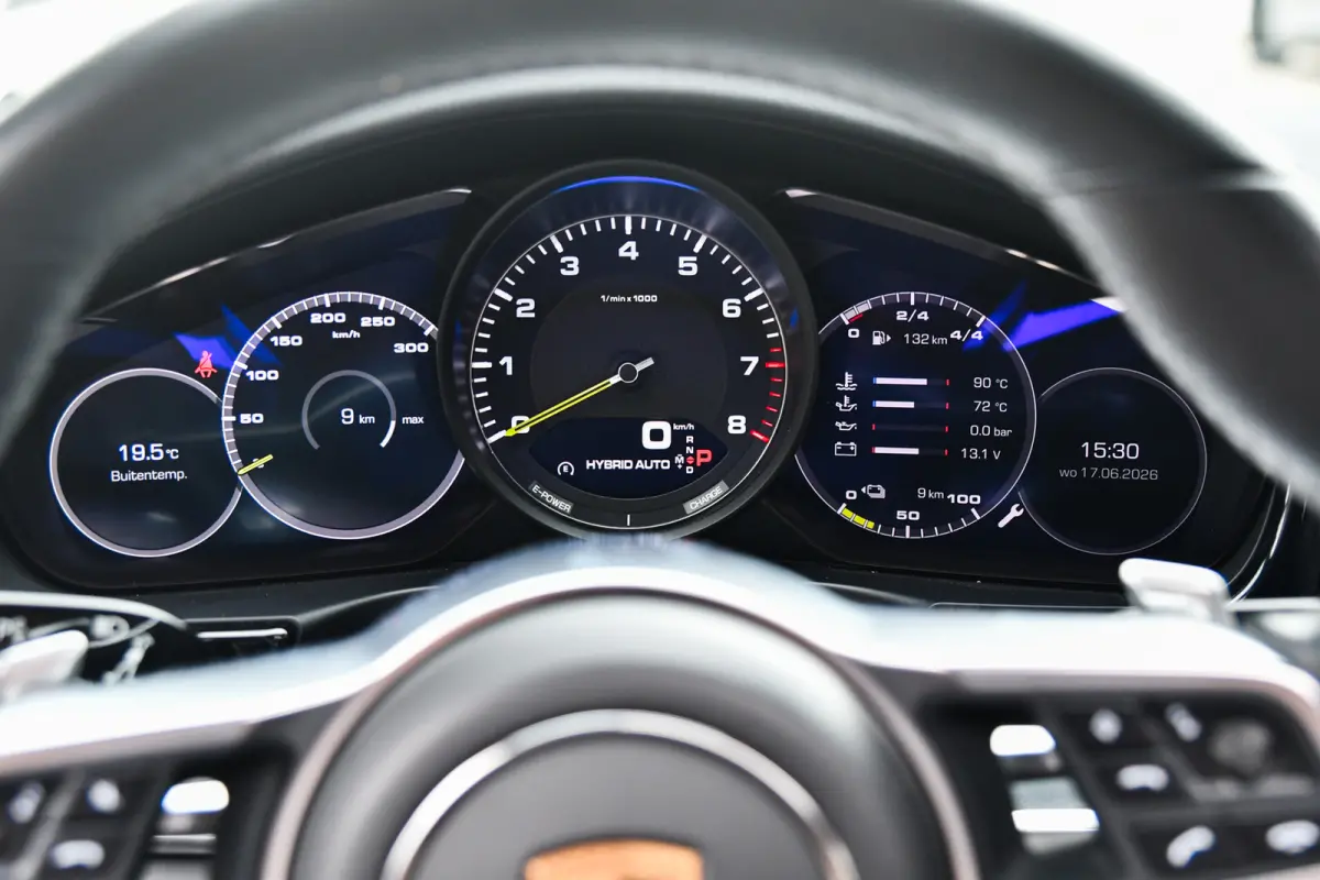 2.9 4 E-Hybrid, Sport Chrono, Rear Entertainment, Luchtvering, Softclose, Pano, 360, HUD, Leder!