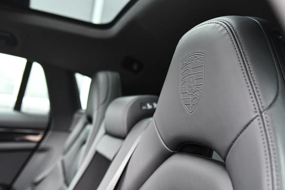 2.9 4 E-Hybrid, Sport Chrono, Rear Entertainment, Luchtvering, Softclose, Pano, 360, HUD, Leder!