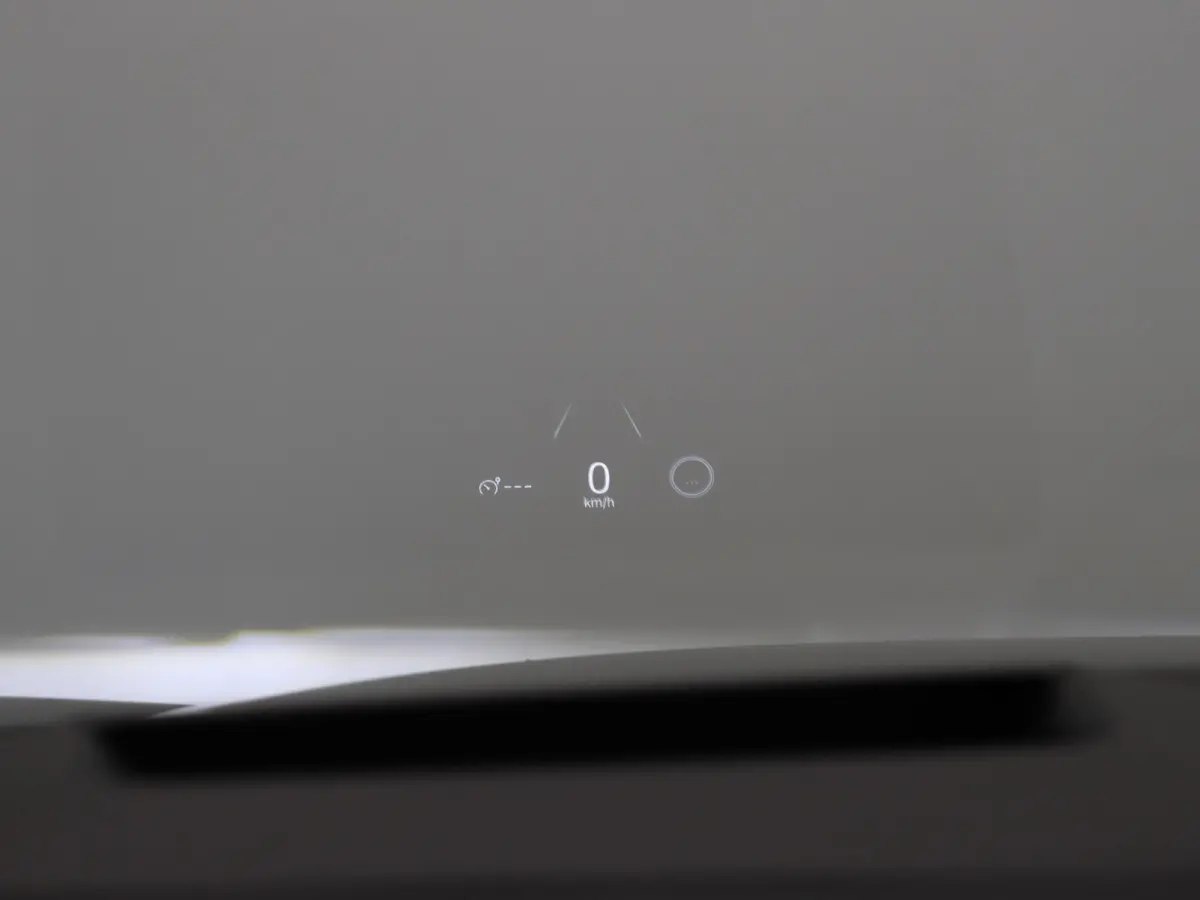 E-Tech 4x4 plug-in hybrid 300pk atelier Alpine | Vijf jaar garantie | Harman Kardon | Panoramisch dak | HUD | Voorruitverwarming |