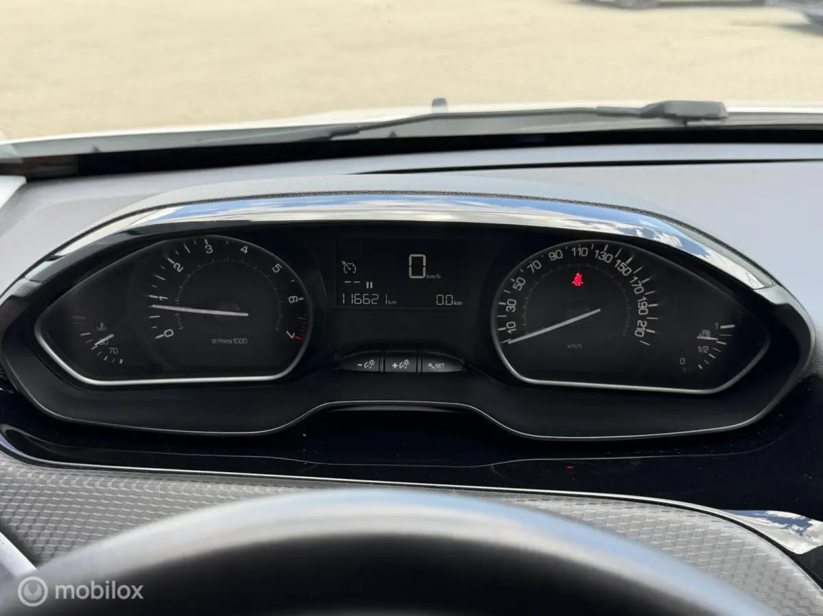 1.2 82PK Active | CRUISE | AIRCO | PANO |