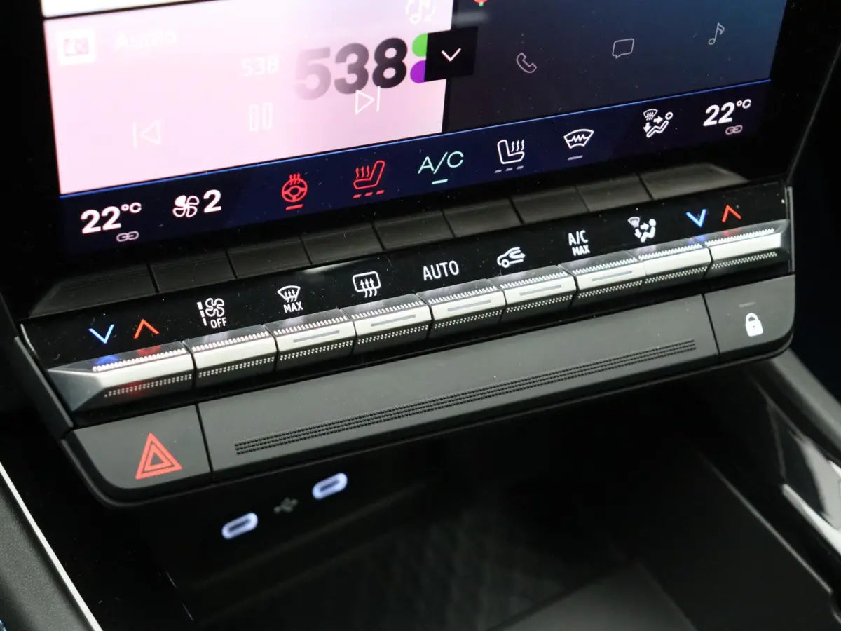 E-Tech full hybrid 200pk esprit Alpine | Vijf jaar garantie | Harman Kardon | Panoramisch dak | Active driver assist |