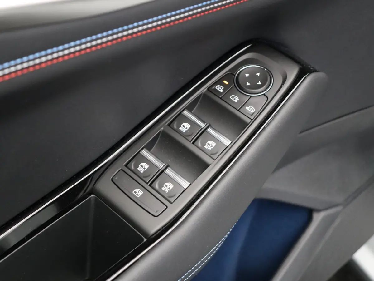 E-Tech full hybrid 200pk esprit Alpine | Vijf jaar garantie | Harman Kardon | Panoramisch dak | Active driver assist |