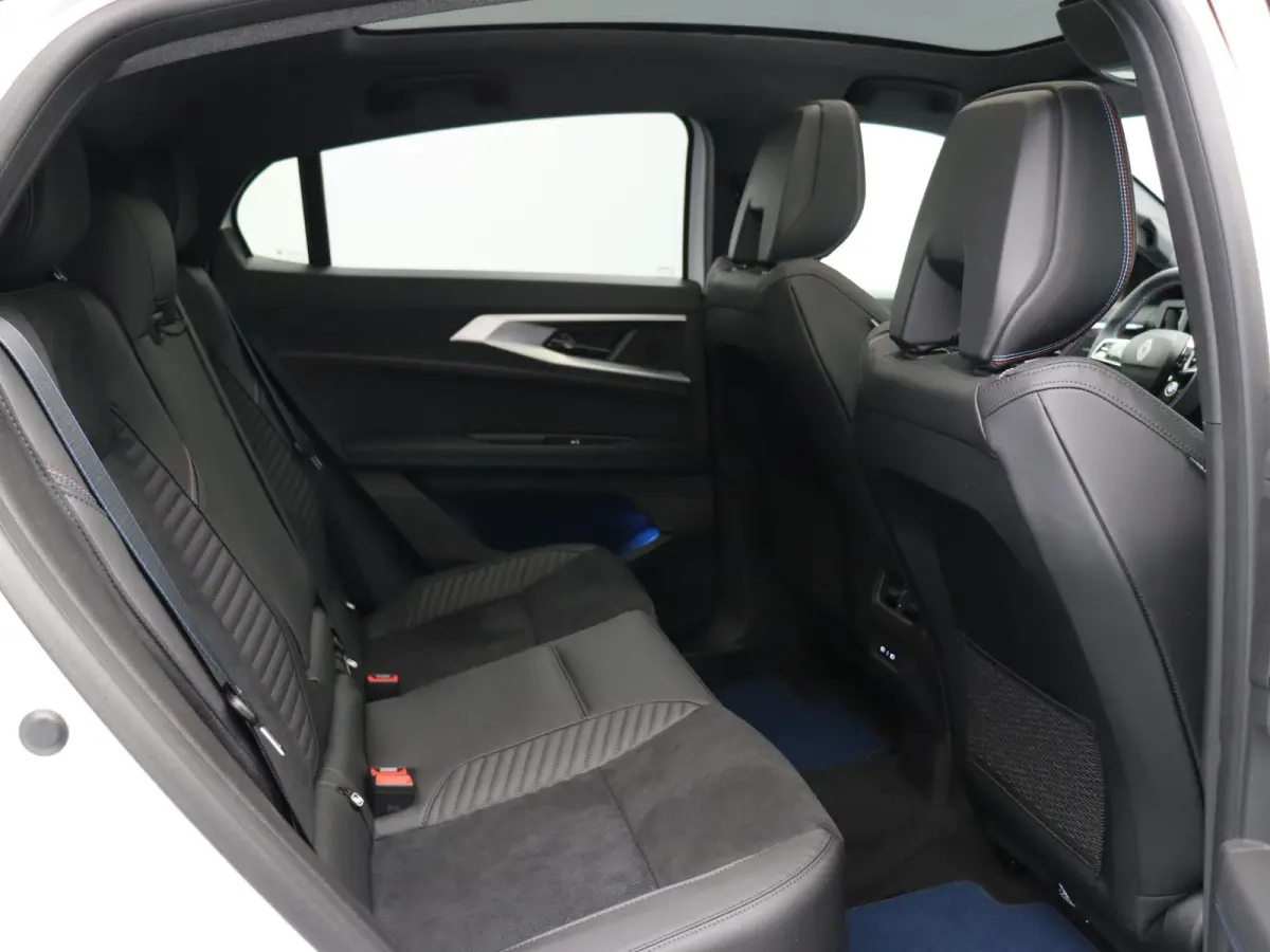 E-Tech full hybrid 200pk esprit Alpine | Vijf jaar garantie | Harman Kardon | Panoramisch dak | Active driver assist |
