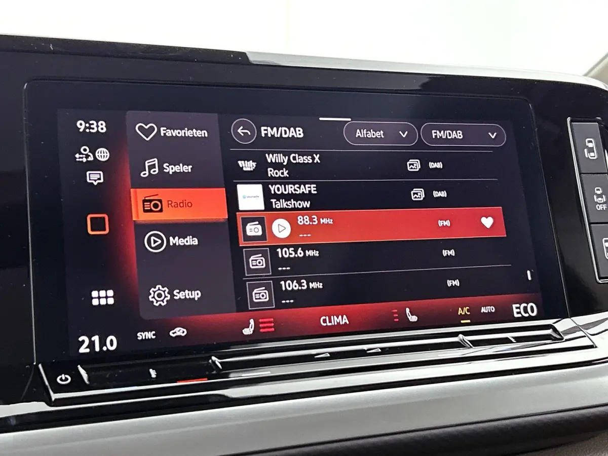 1.5 eHybrid L2 Bulli Edition 4Motion 245PK | Trekhaak | Airco | Navigatiesyteem met Apple Carplay/Android Auto | Achteruitrijcamera | Stoelverwarming | Anti-diefstalalarm | Keyless |