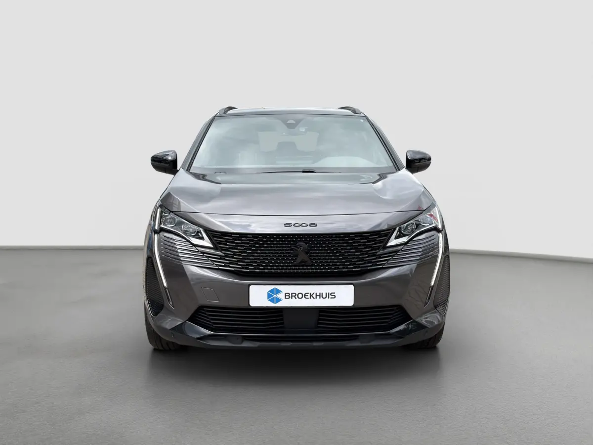 1.2 PureTech GT Black pack | Full map navigatie | Full LED | Keyless | Carplay/android auto | 19 inch lm velgen
