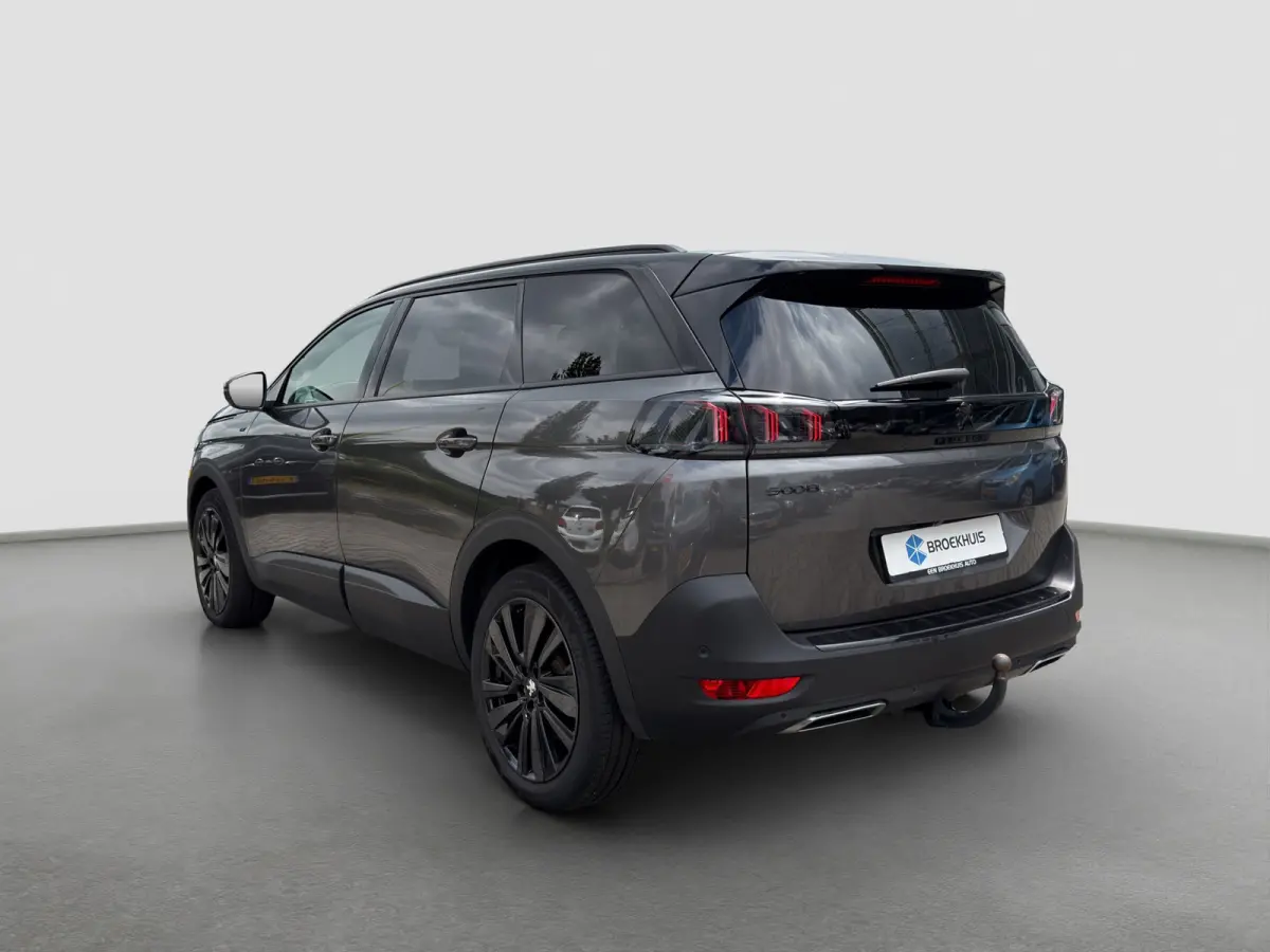 1.2 PureTech GT Black pack | Full map navigatie | Full LED | Keyless | Carplay/android auto | 19 inch lm velgen