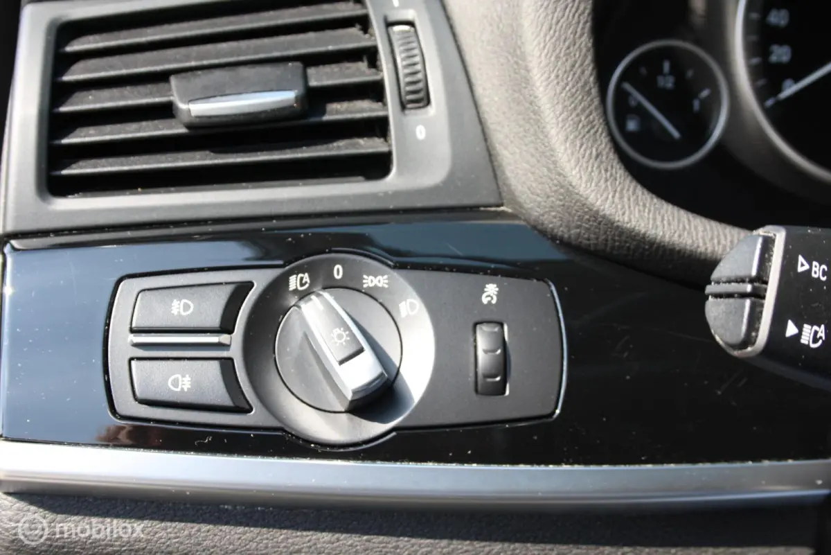 sDrive20i Exe, xenon, sporstoelen, comfort