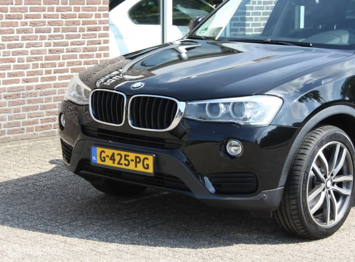 sDrive20i Exe, xenon, sporstoelen, comfort
