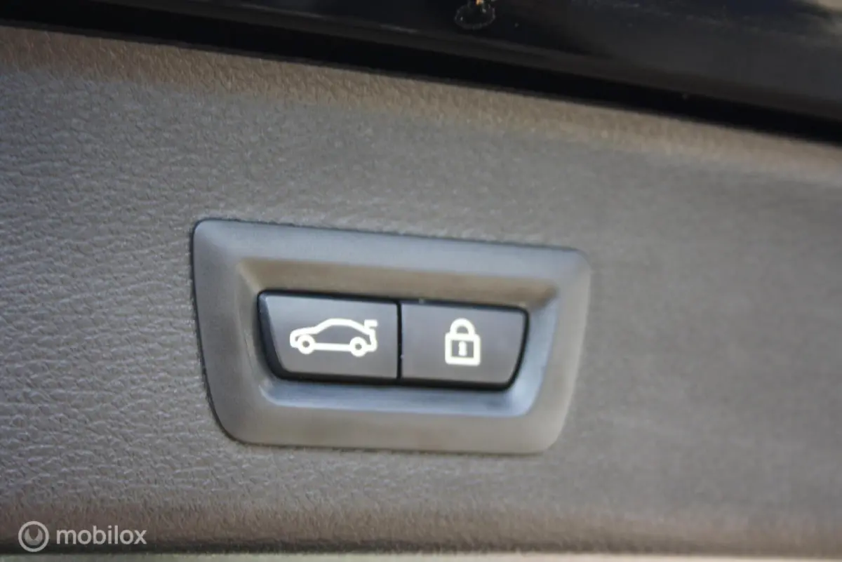 sDrive20i Exe, xenon, sporstoelen, comfort