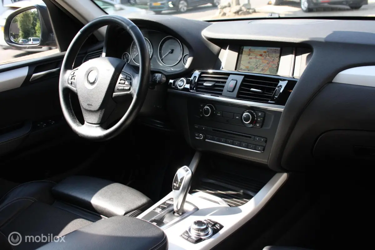 sDrive20i Exe, xenon, sporstoelen, comfort