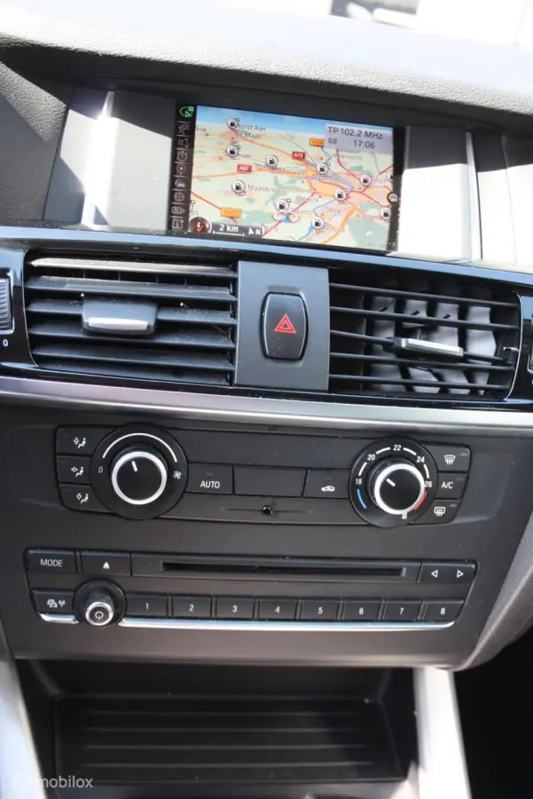 sDrive20i Exe, xenon, sporstoelen, comfort
