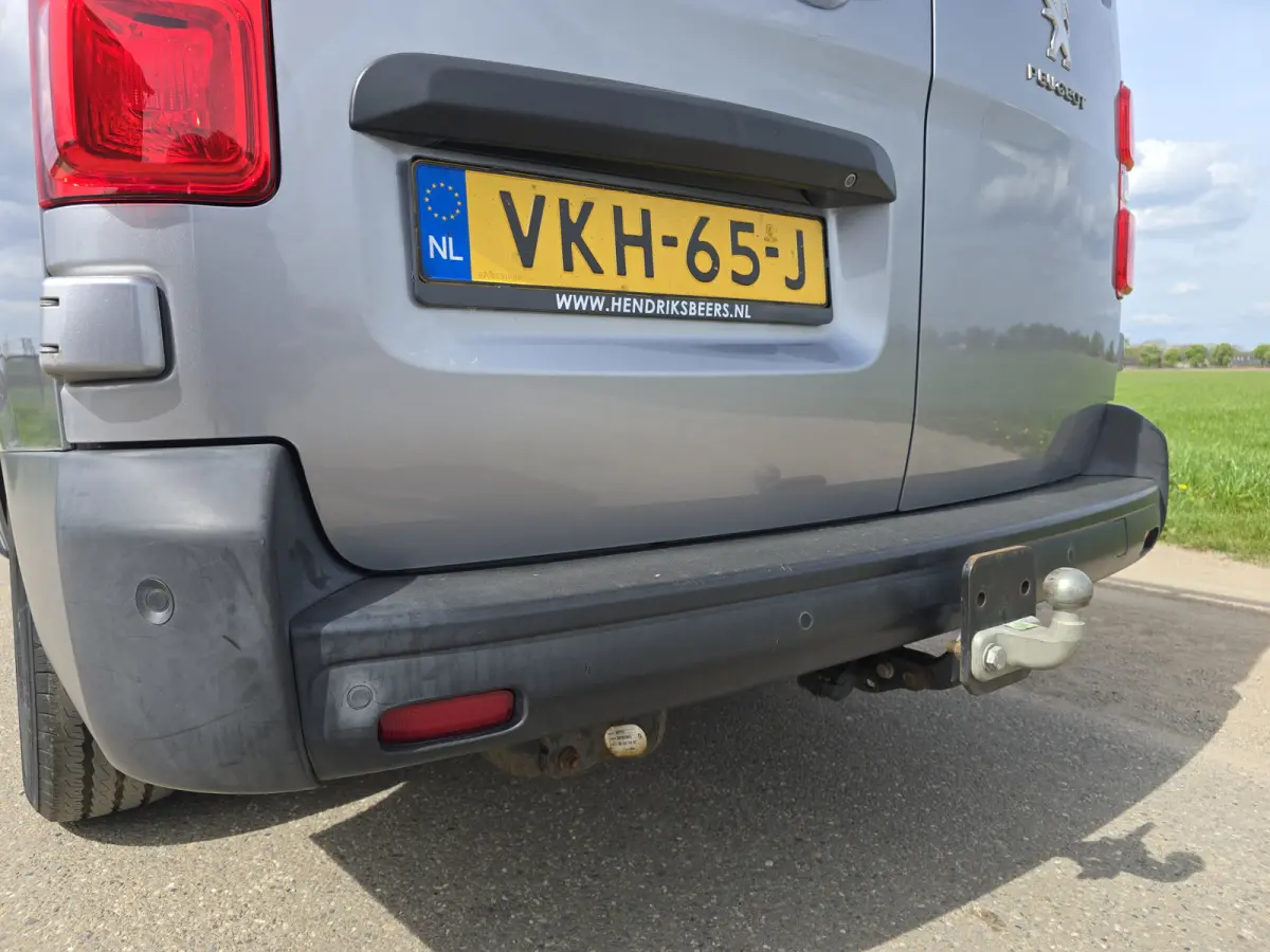 2.0 BlueHDI 120 L3 H1 - 120 Pk - Euro 6 - AUTOMAAT - Navi - ParkeerCamera