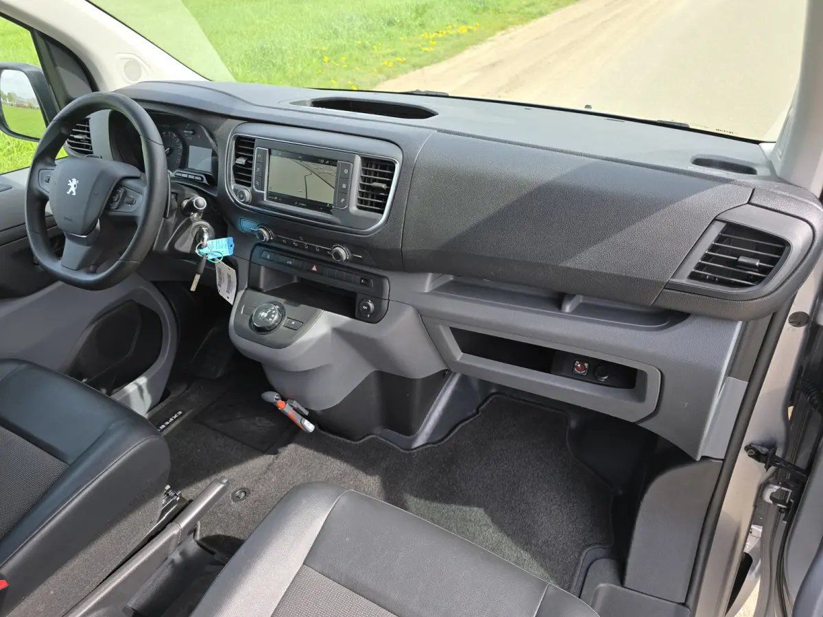 2.0 BlueHDI 120 L3 H1 - 120 Pk - Euro 6 - AUTOMAAT - Navi - ParkeerCamera