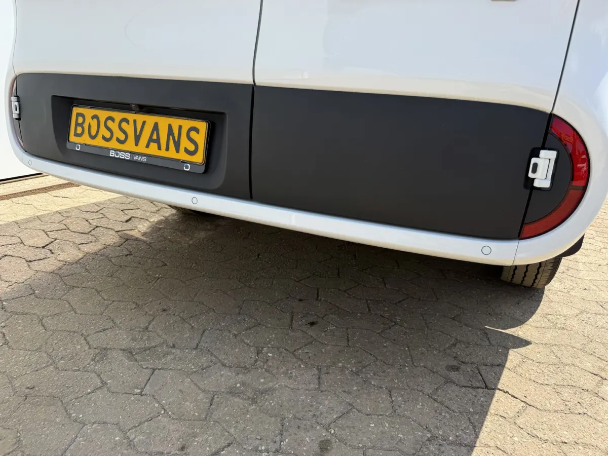 64 kWh 163PK Elektrisch! L1H1 335KM WLTP 360° Camera Dubbele schuifdeuren Snelladen Climate control Cruise control Carplay Laadkabel Parkeersensoren