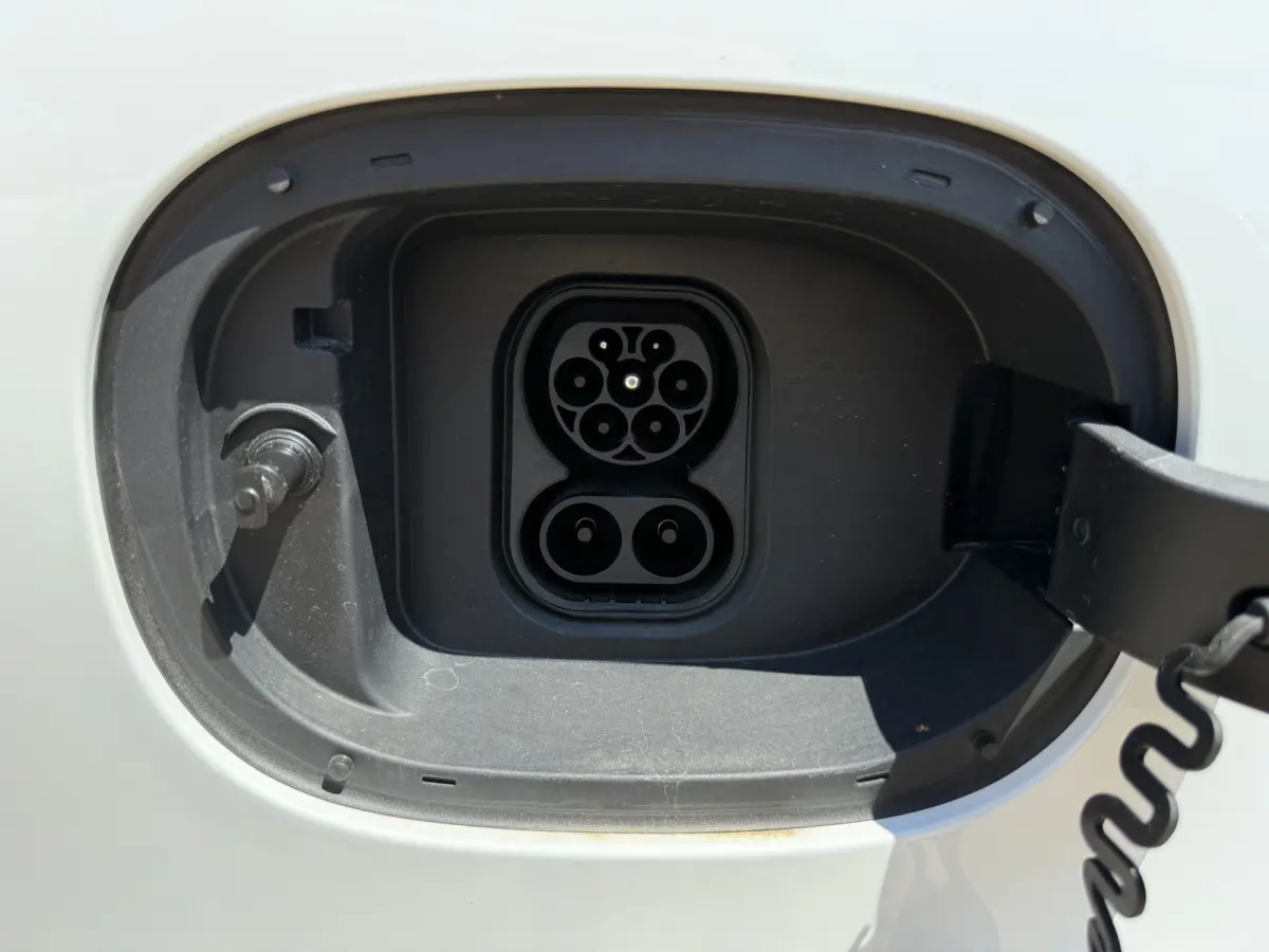 64 kWh 163PK Elektrisch! L1H1 335KM WLTP 360° Camera Dubbele schuifdeuren Snelladen Climate control Cruise control Carplay Laadkabel Parkeersensoren