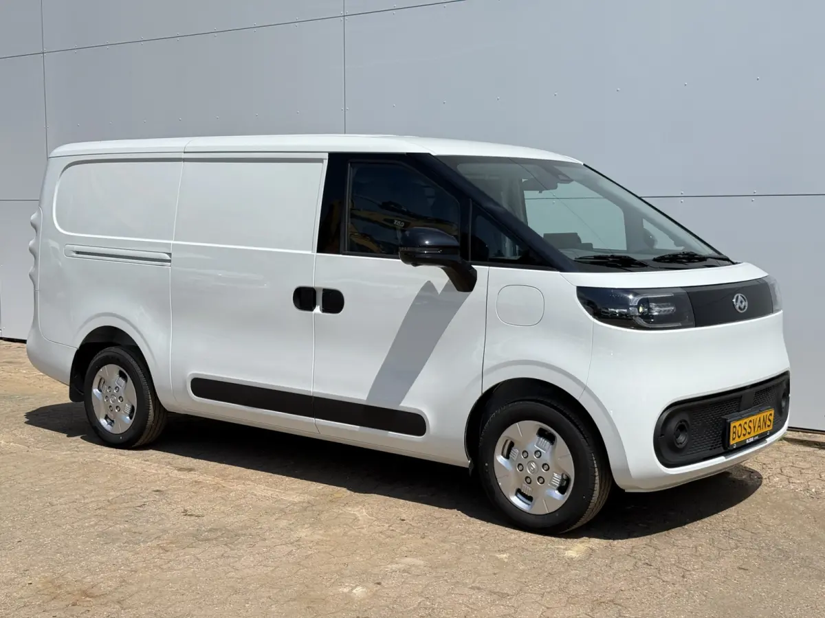 64 kWh 163PK Elektrisch! L1H1 335KM WLTP 360° Camera Dubbele schuifdeuren Snelladen Climate control Cruise control Carplay Laadkabel Parkeersensoren