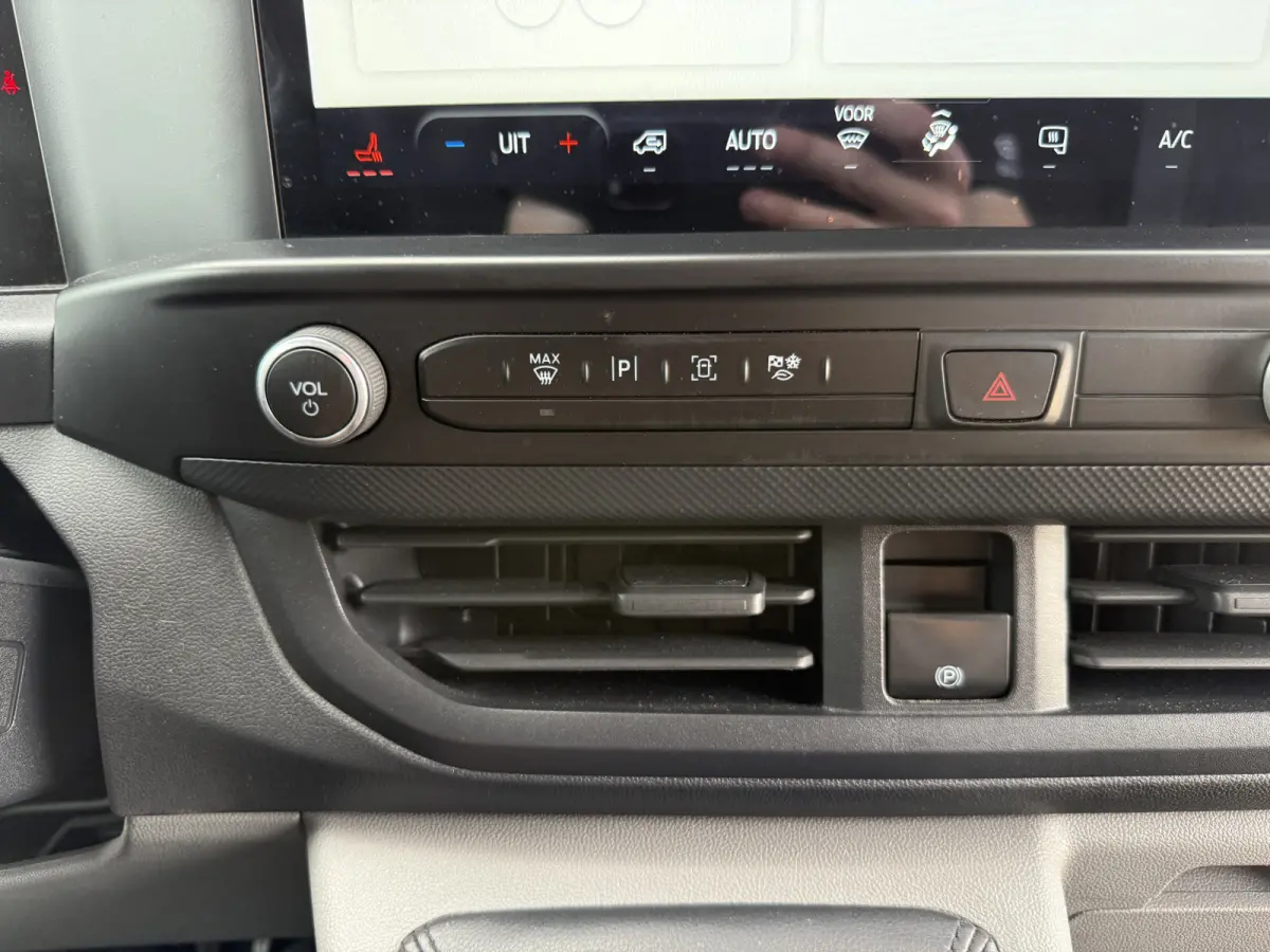 2.0 136PK L1H1 LED Climate Control Cruise Control Carplay Camera Stoelverwarming