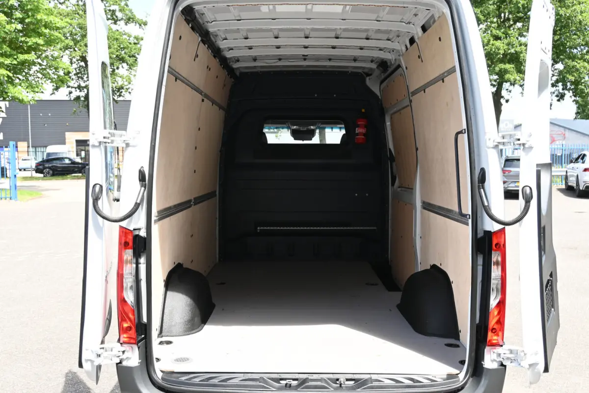 314 CDI L2H2 RWD Standkachel, Navigatie met camera, Trekhaak
