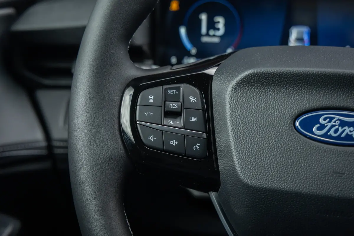 1.0 EcoBoost BlueCruise Edition | Matrix LED | 360 Camera | Sportonderstel | Winterpack | Bang& Olufsen | Adaptive Cruise Control | Apple Carplay/Android Auto | Achterbank in delen neerklapb