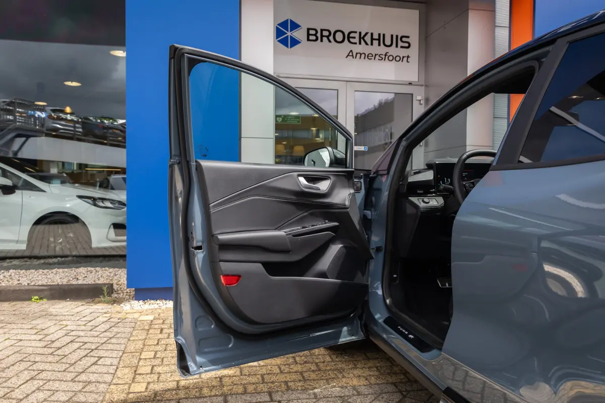 1.0 EcoBoost BlueCruise Edition | Matrix LED | 360 Camera | Sportonderstel | Winterpack | Bang& Olufsen | Adaptive Cruise Control | Apple Carplay/Android Auto | Achterbank in delen neerklapb