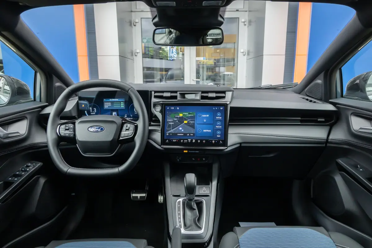 1.0 EcoBoost BlueCruise Edition | Matrix LED | 360 Camera | Sportonderstel | Winterpack | Bang& Olufsen | Adaptive Cruise Control | Apple Carplay/Android Auto | Achterbank in delen neerklapb