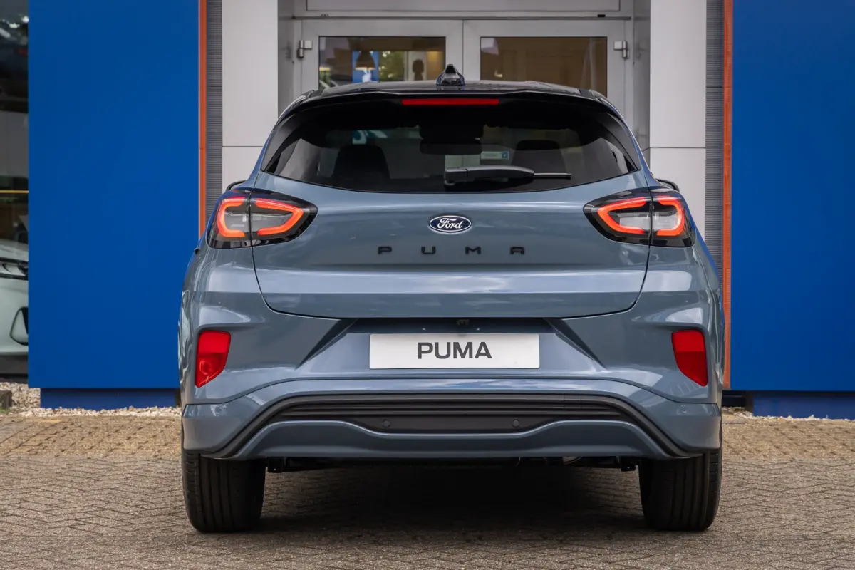1.0 EcoBoost BlueCruise Edition | Matrix LED | 360 Camera | Sportonderstel | Winterpack | Bang& Olufsen | Adaptive Cruise Control | Apple Carplay/Android Auto | Achterbank in delen neerklapb