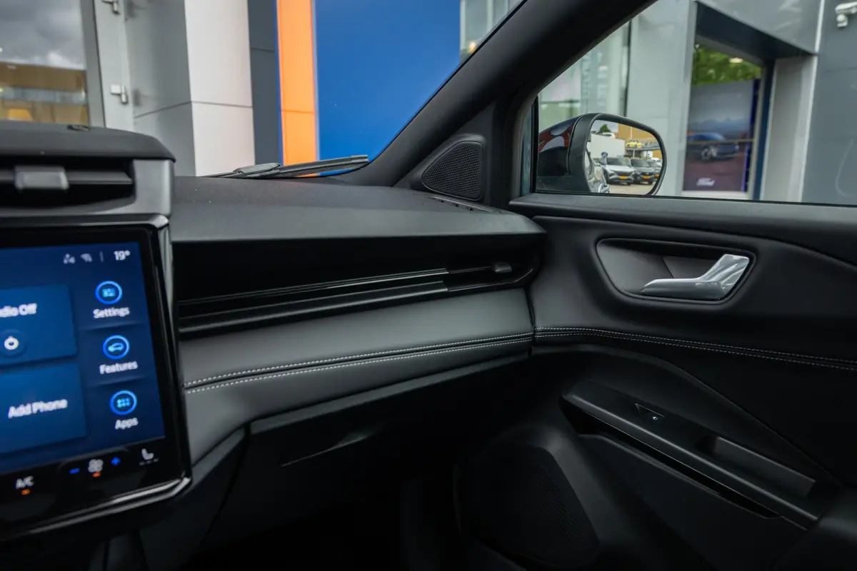 1.0 EcoBoost BlueCruise Edition | Matrix LED | 360 Camera | Sportonderstel | Winterpack | Bang& Olufsen | Adaptive Cruise Control | Apple Carplay/Android Auto | Achterbank in delen neerklapb