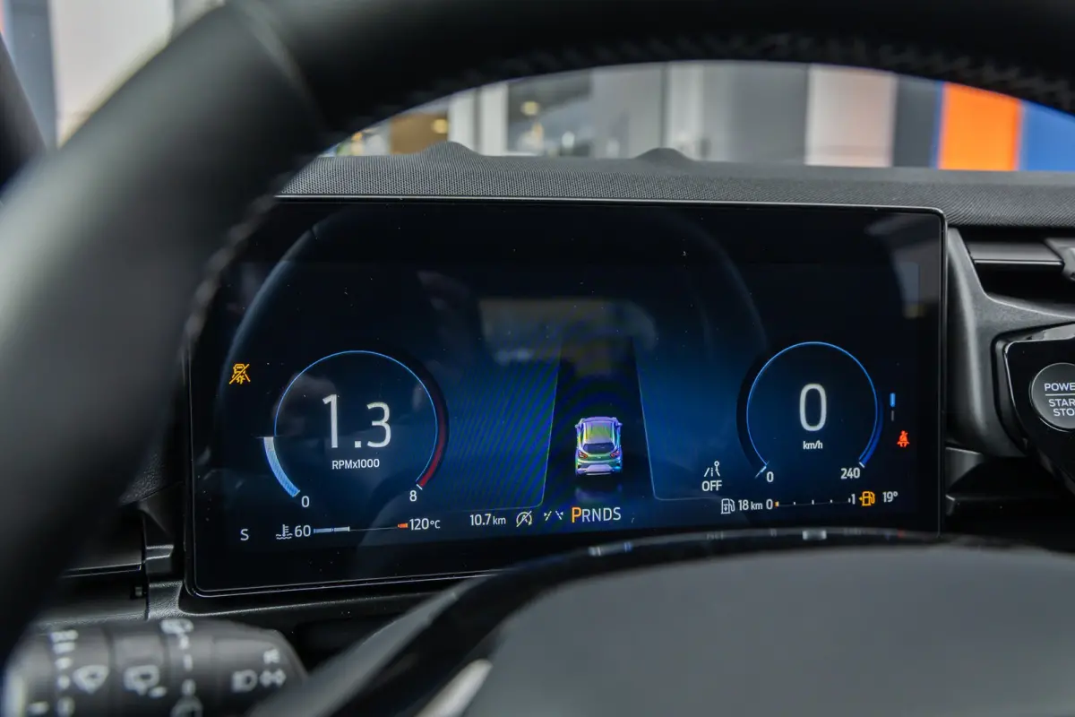 1.0 EcoBoost BlueCruise Edition | Matrix LED | 360 Camera | Sportonderstel | Winterpack | Bang& Olufsen | Adaptive Cruise Control | Apple Carplay/Android Auto | Achterbank in delen neerklapb