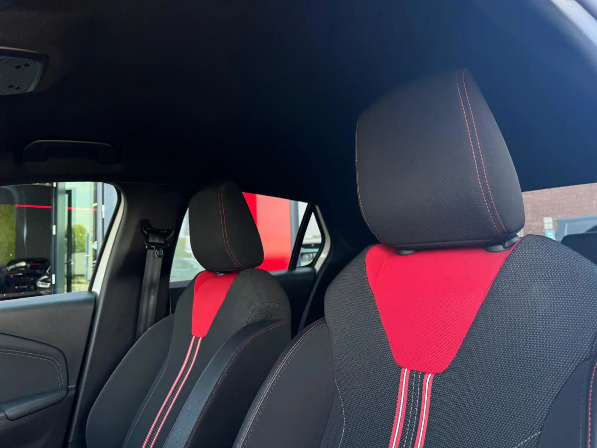 1.2 GS Line | LED | 360 Camera | Parksens | Carplay | Leder | Two Tone | NAP |