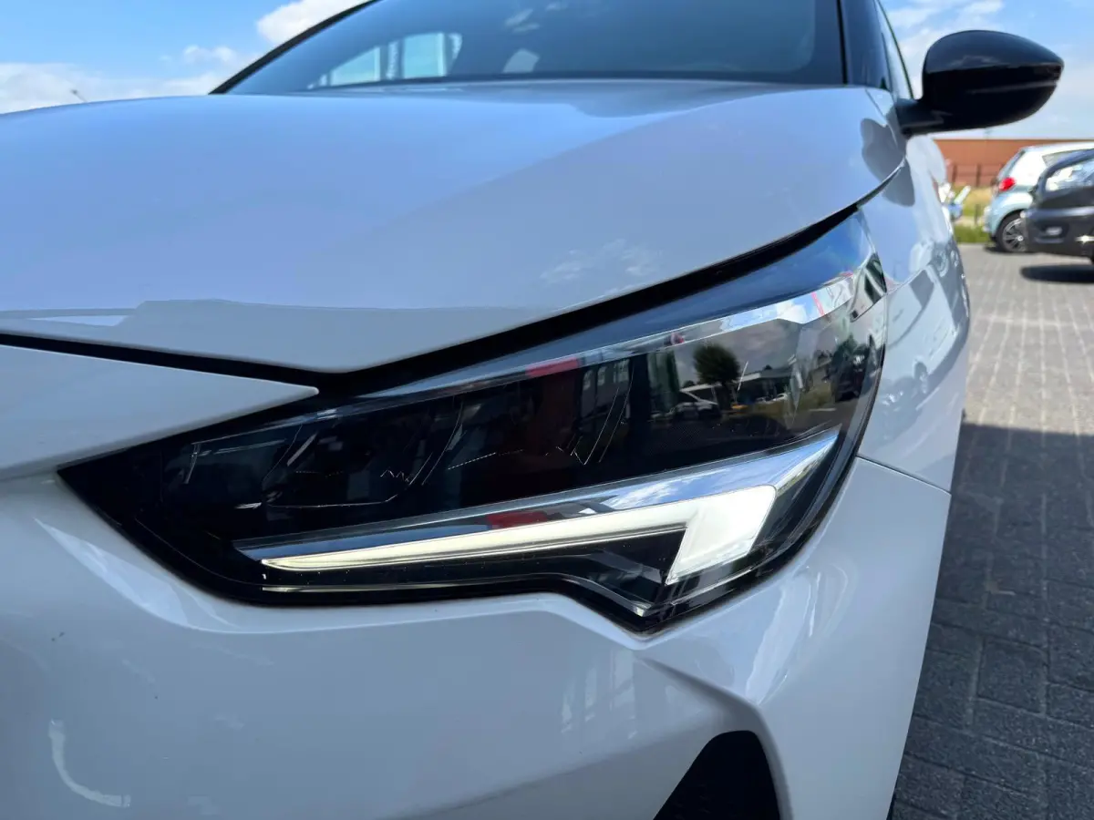 1.2 GS Line | LED | 360 Camera | Parksens | Carplay | Leder | Two Tone | NAP |