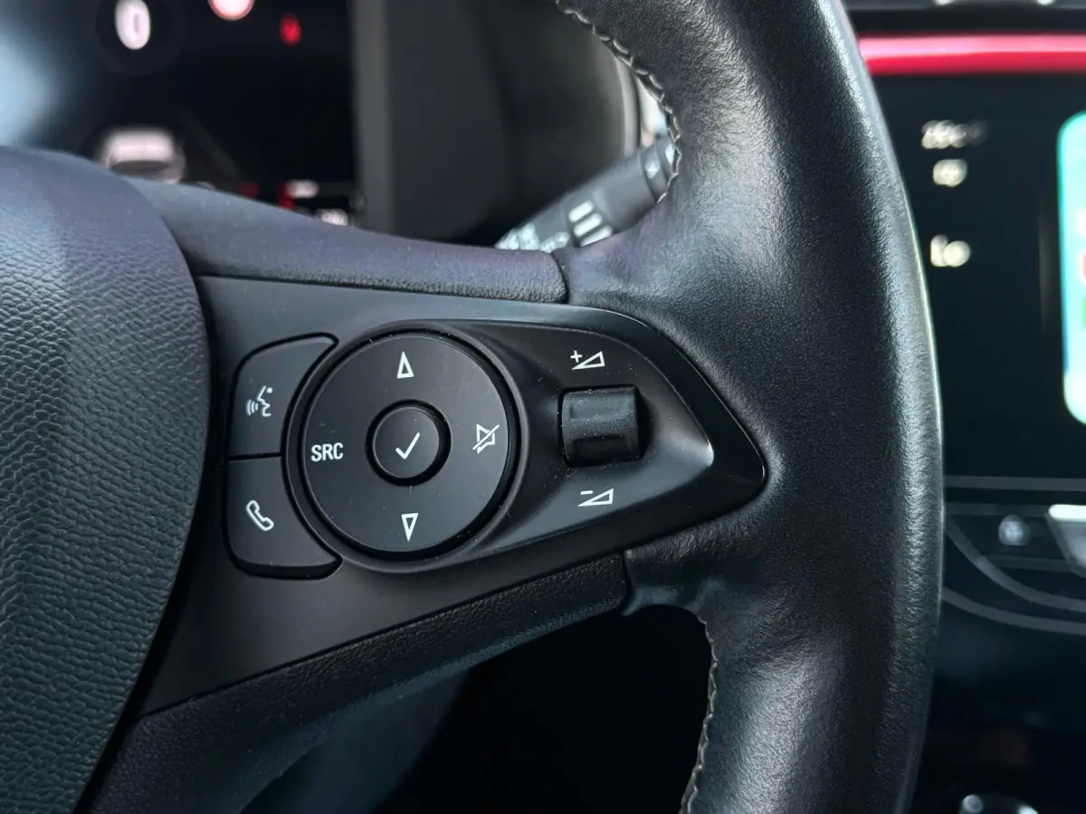 1.2 GS Line | LED | 360 Camera | Parksens | Carplay | Leder | Two Tone | NAP |