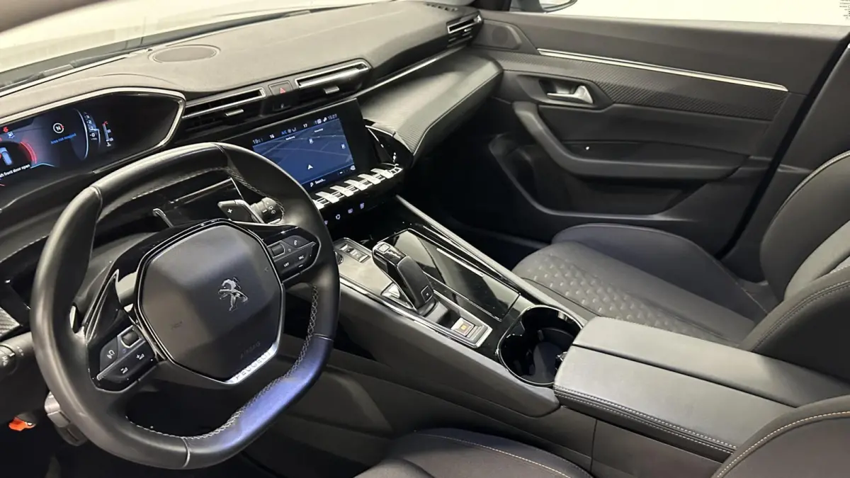 1.2 PureTech Active Pack Business AUTOMAAT TREKHAAK CAMERA CRUISE CARPLAY NAVI ECC.