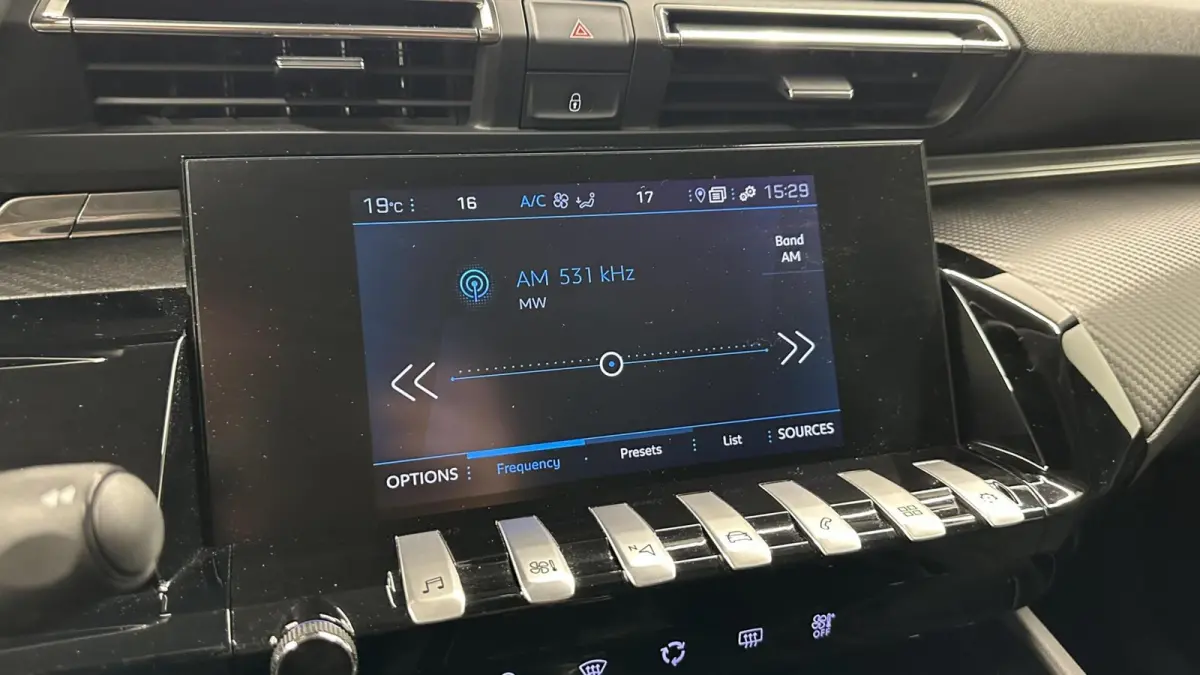 1.2 PureTech Active Pack Business AUTOMAAT TREKHAAK CAMERA CRUISE CARPLAY NAVI ECC.