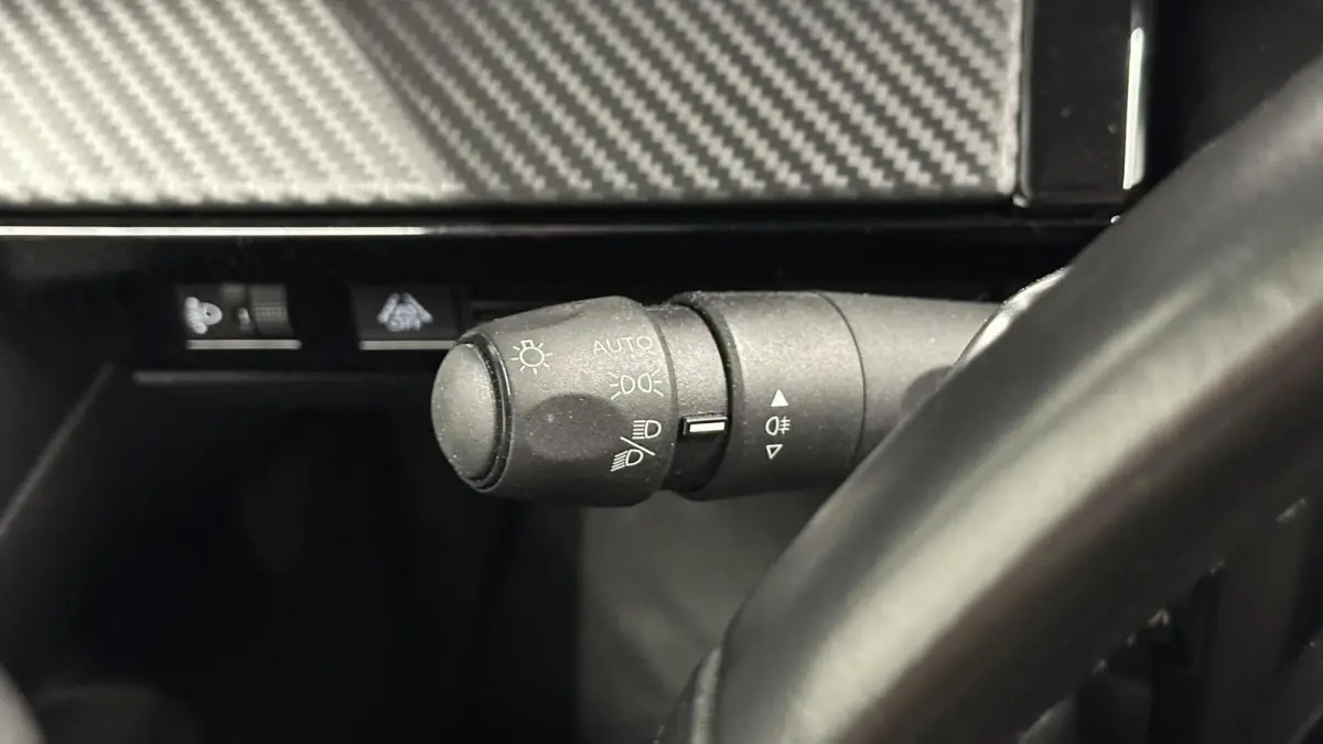 1.2 PureTech Active Pack Business AUTOMAAT TREKHAAK CAMERA CRUISE CARPLAY NAVI ECC.