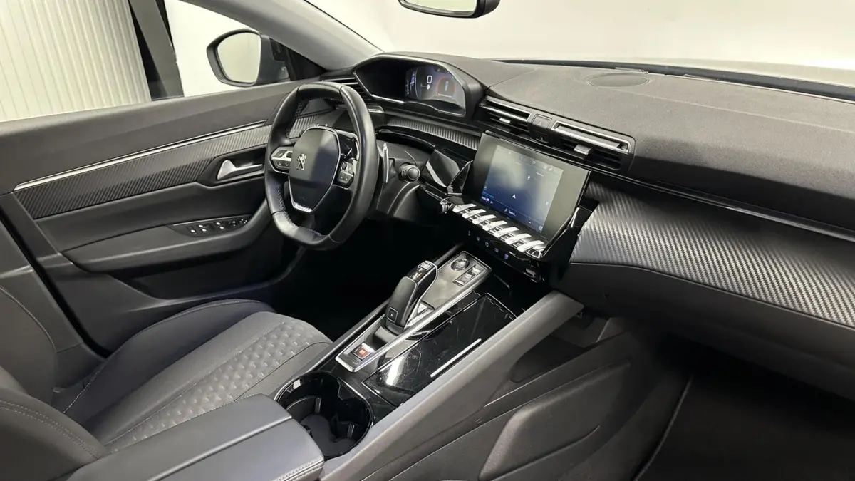 1.2 PureTech Active Pack Business AUTOMAAT TREKHAAK CAMERA CRUISE CARPLAY NAVI ECC.
