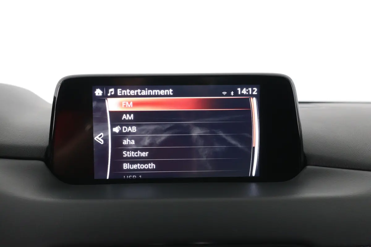 2.0 SkyActiv-G 165 GT-M | Trekhaak | Head-Up Display | 360 Camera | Stoel-/Stuurverwarming | Climate Control | Navigatie | 19 inch velgen