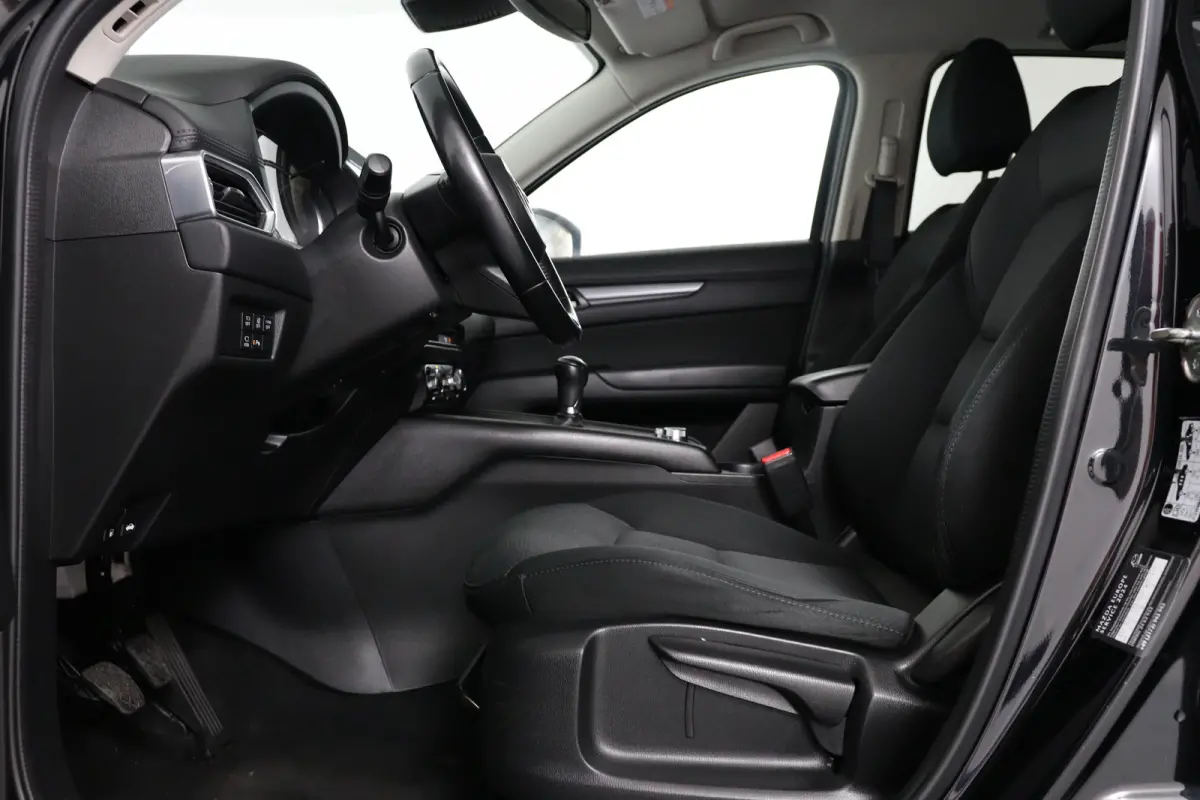 2.0 SkyActiv-G 165 GT-M | Trekhaak | Head-Up Display | 360 Camera | Stoel-/Stuurverwarming | Climate Control | Navigatie | 19 inch velgen