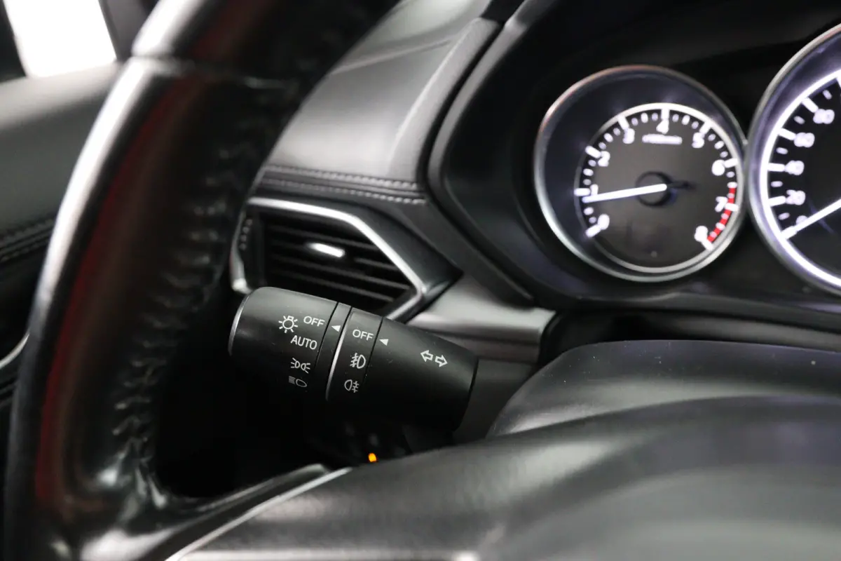 2.0 SkyActiv-G 165 GT-M | Trekhaak | Head-Up Display | 360 Camera | Stoel-/Stuurverwarming | Climate Control | Navigatie | 19 inch velgen