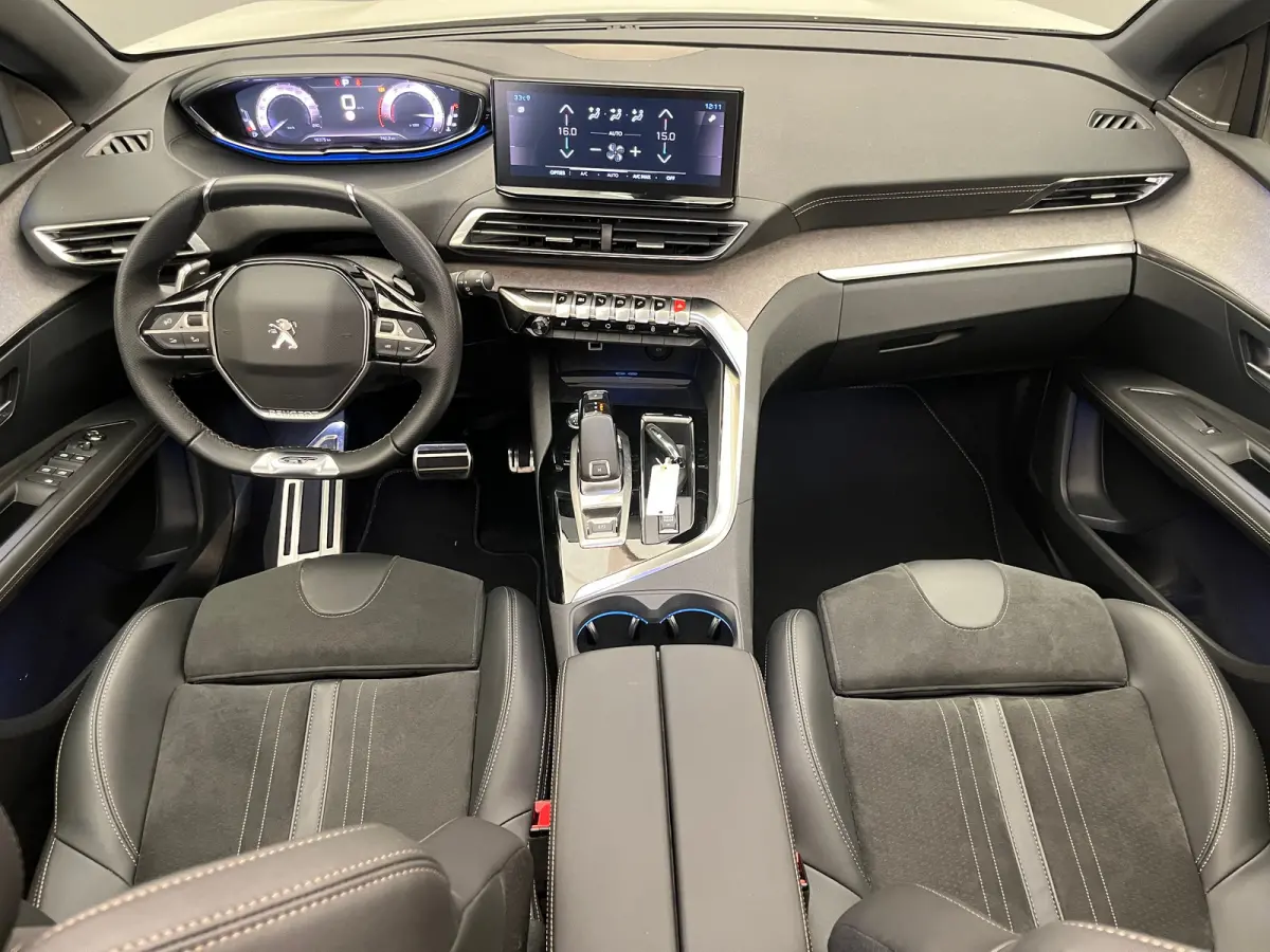 1.2 PureTech Blue Lease GT VOL!! | Panorama Dak | Alcantara stoelen met elek. verstelling en Massage | Stoelverwarming | Elek. Achterklep | Adaptieve Cruise | Carplay | Apple Carplay/Android