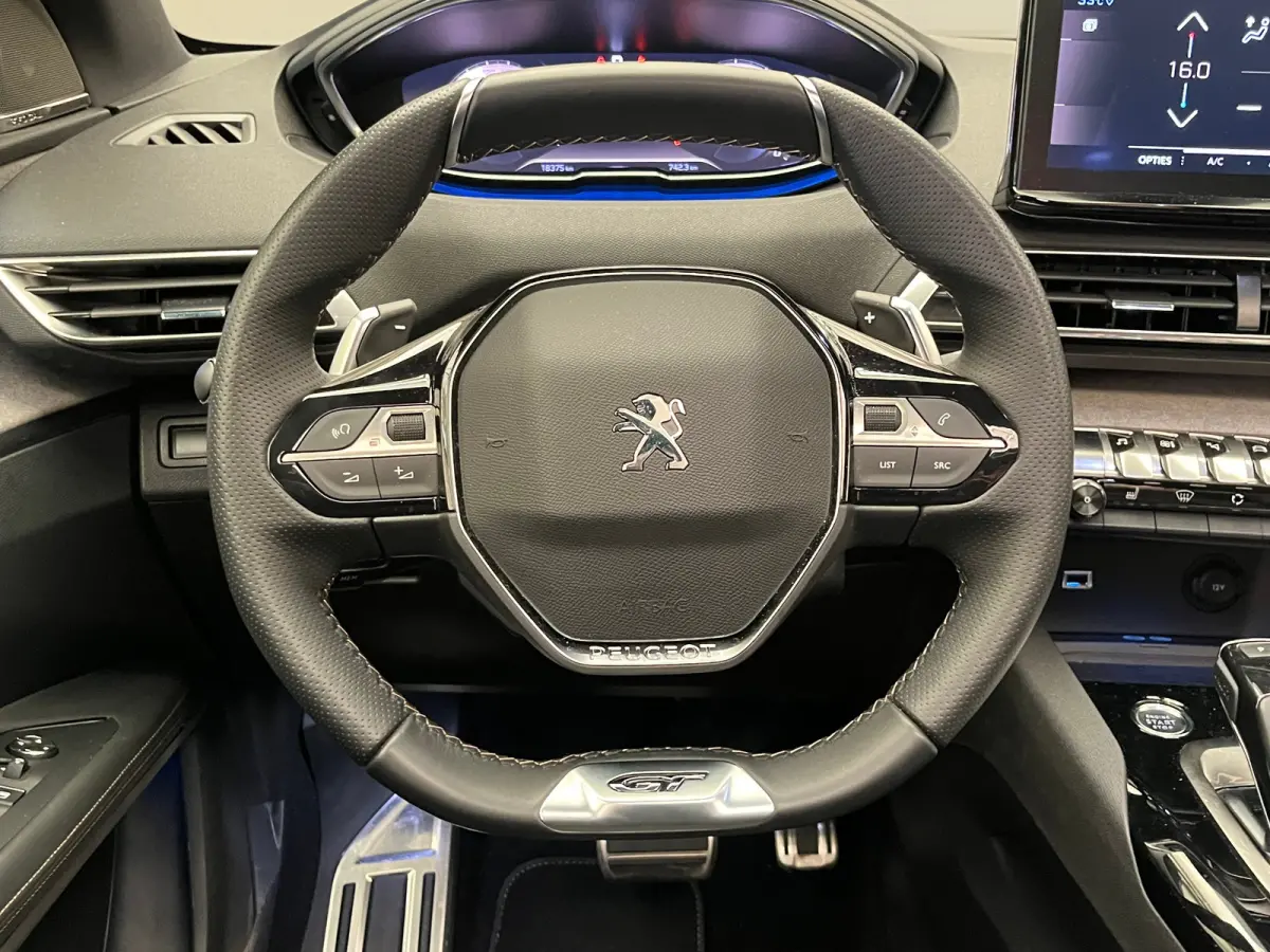 1.2 PureTech Blue Lease GT VOL!! | Panorama Dak | Alcantara stoelen met elek. verstelling en Massage | Stoelverwarming | Elek. Achterklep | Adaptieve Cruise | Carplay | Apple Carplay/Android