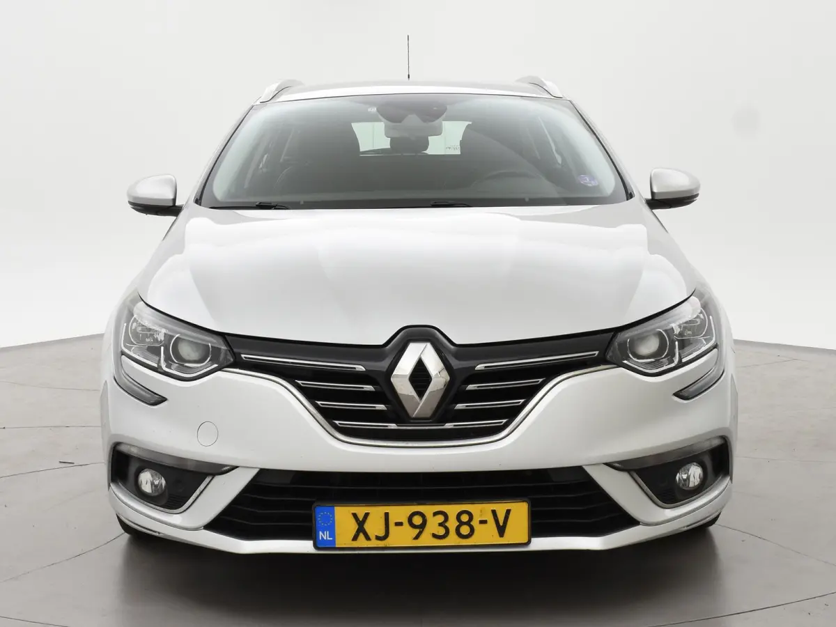 1.2 TCe LIMITED + CARPLAY | DAB | COMFORTSTOELEN | CAMERA | SFEERVERL.