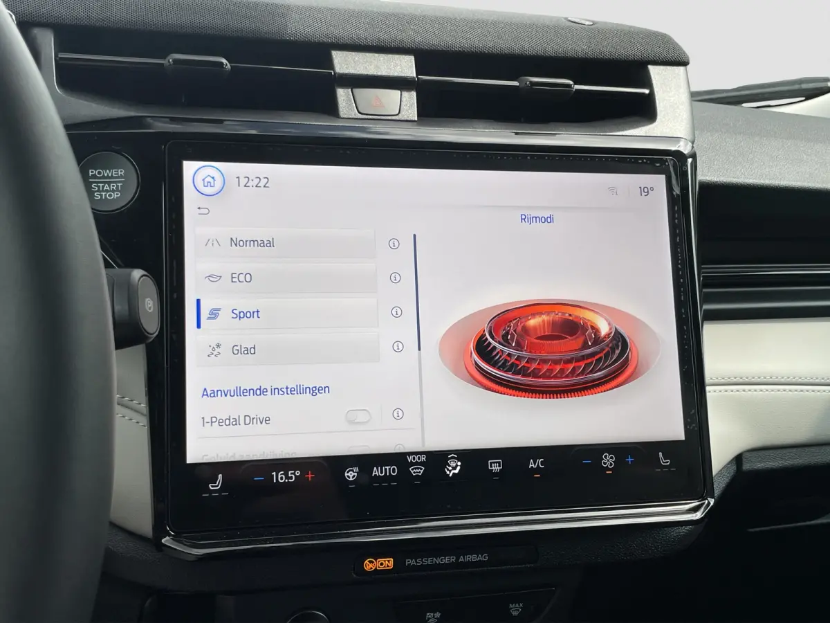 44KW | Winterpack | Cruise Control | Camera | CarPlay | Navi |