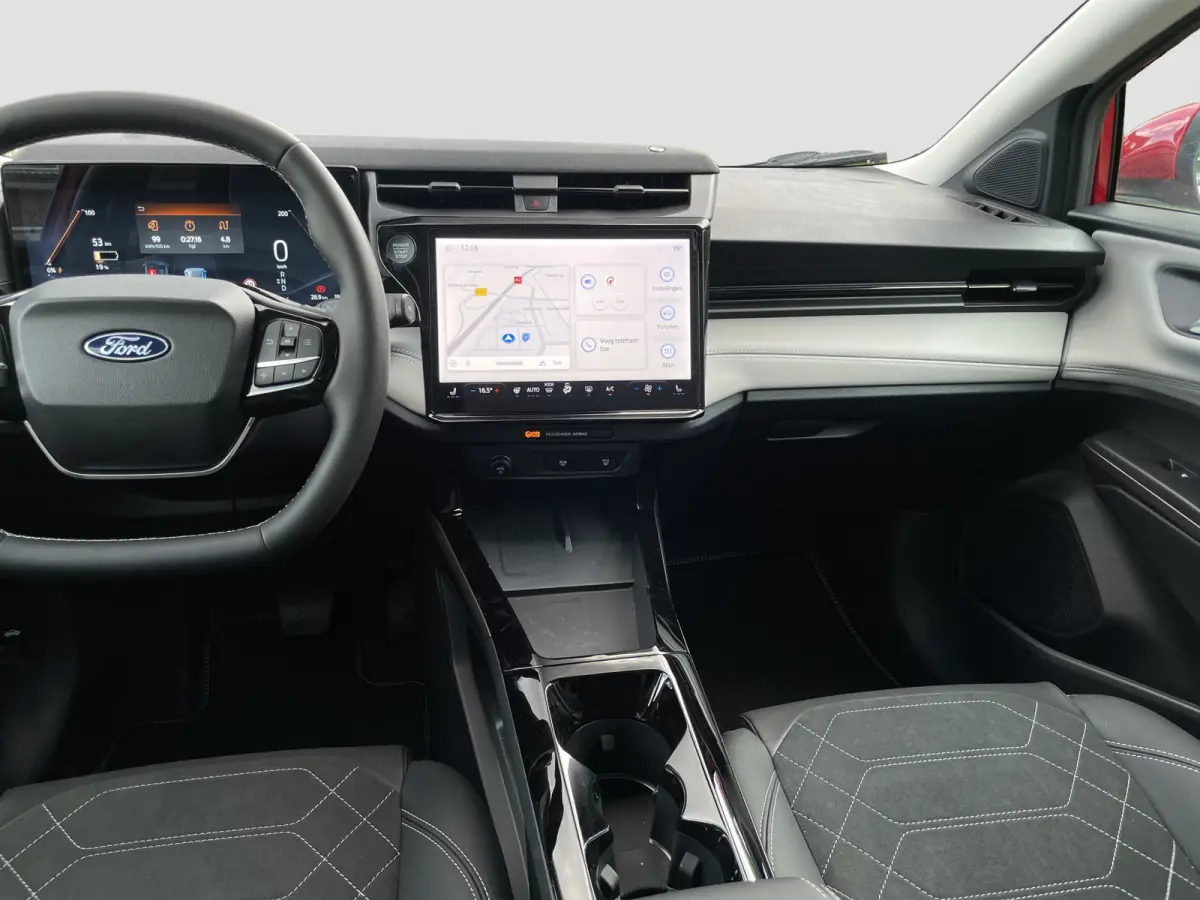 44KW | Winterpack | Cruise Control | Camera | CarPlay | Navi |