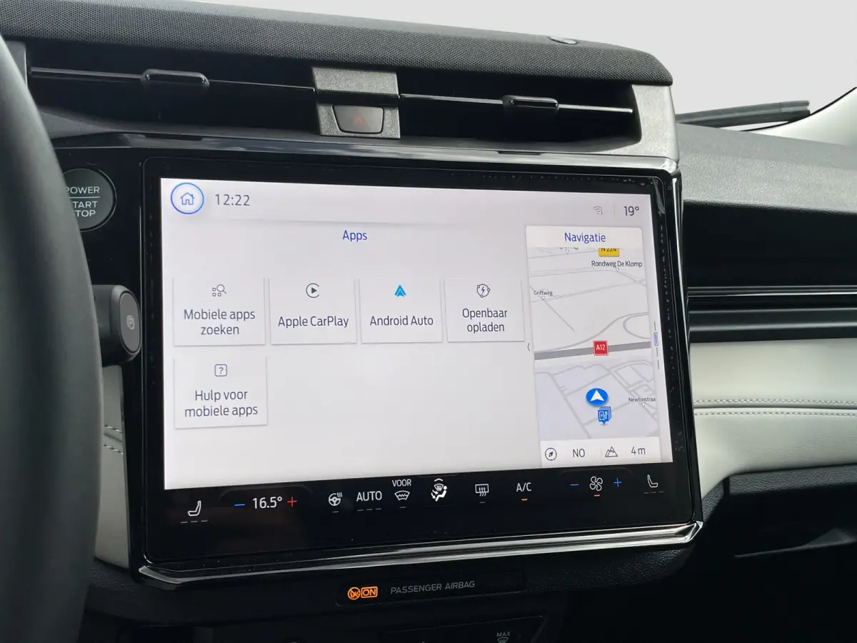 44KW | Winterpack | Cruise Control | Camera | CarPlay | Navi |