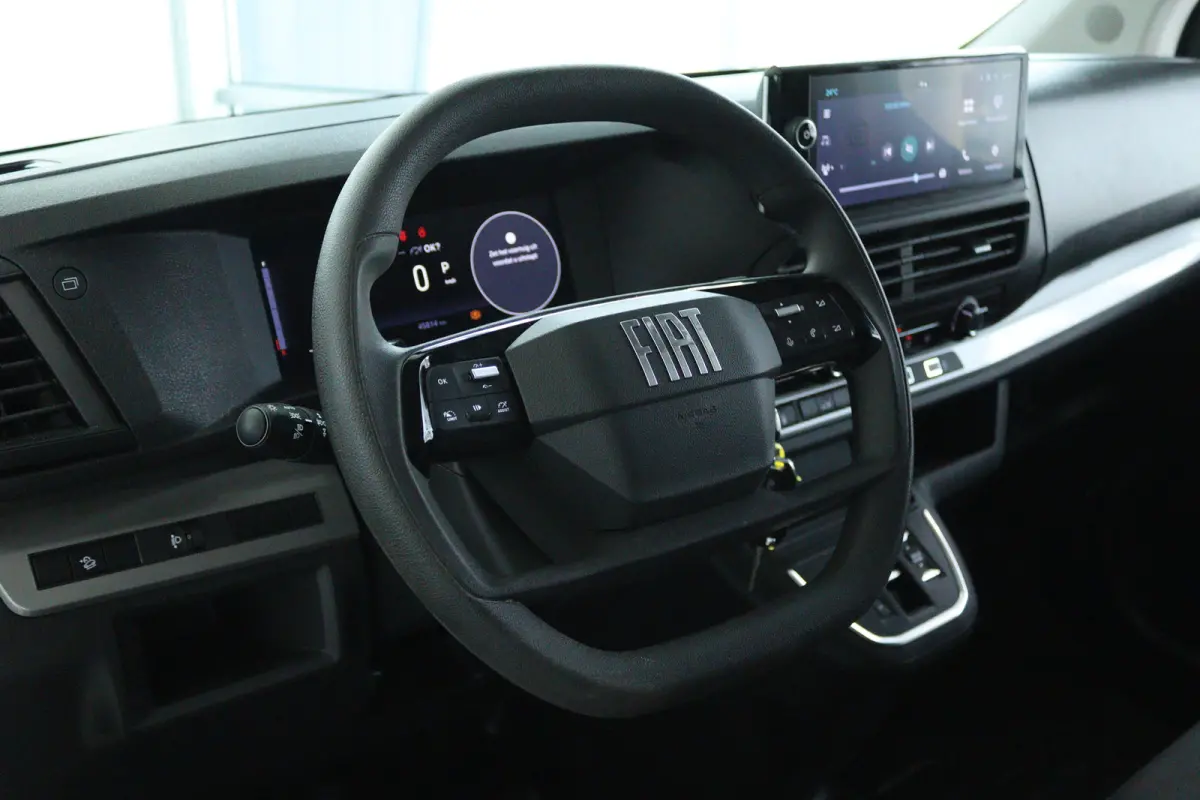 2.0 Diesel 145 S&S L3 AUTOMAAT | Cruise Control | Betimmering | Camera | Carplay | 3-zits | Airco | Sensoren |